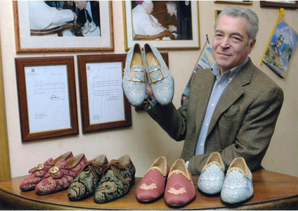 Questa collezione si ispira a calzature in stile fine '700